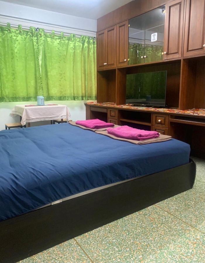 Ying Hostel Bangkok Exterior photo