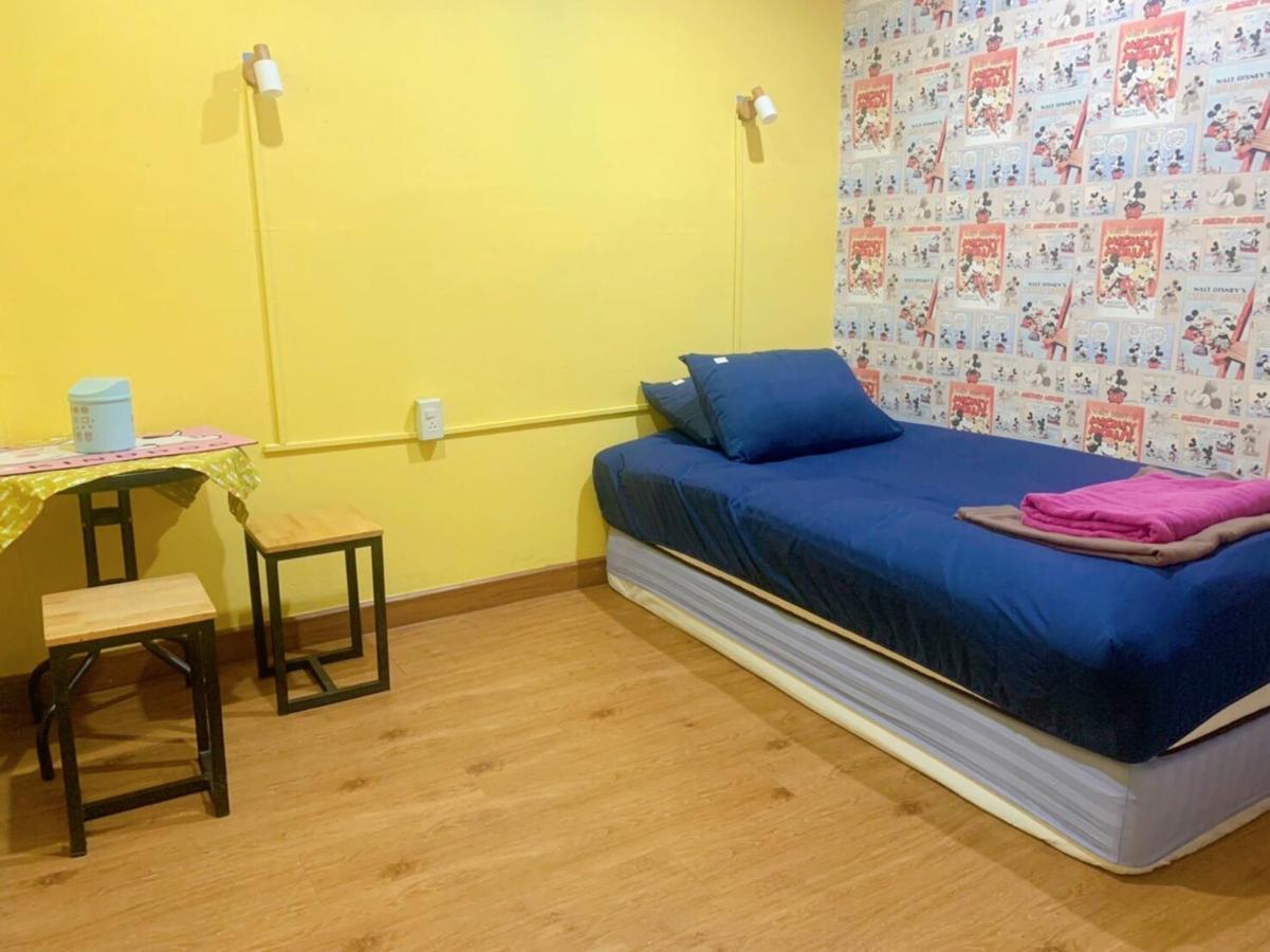 Ying Hostel Bangkok Exterior photo